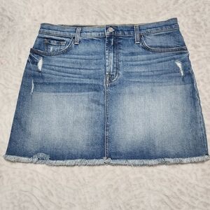 7 seven for all mankind Women's Mini Skirt Sz 32  Denim Distressed Raw Hem